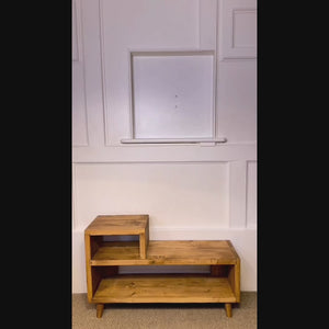 LUIS : sièges de couloir en bois, planches récupérées avec pieds tournés et finition personnalisable